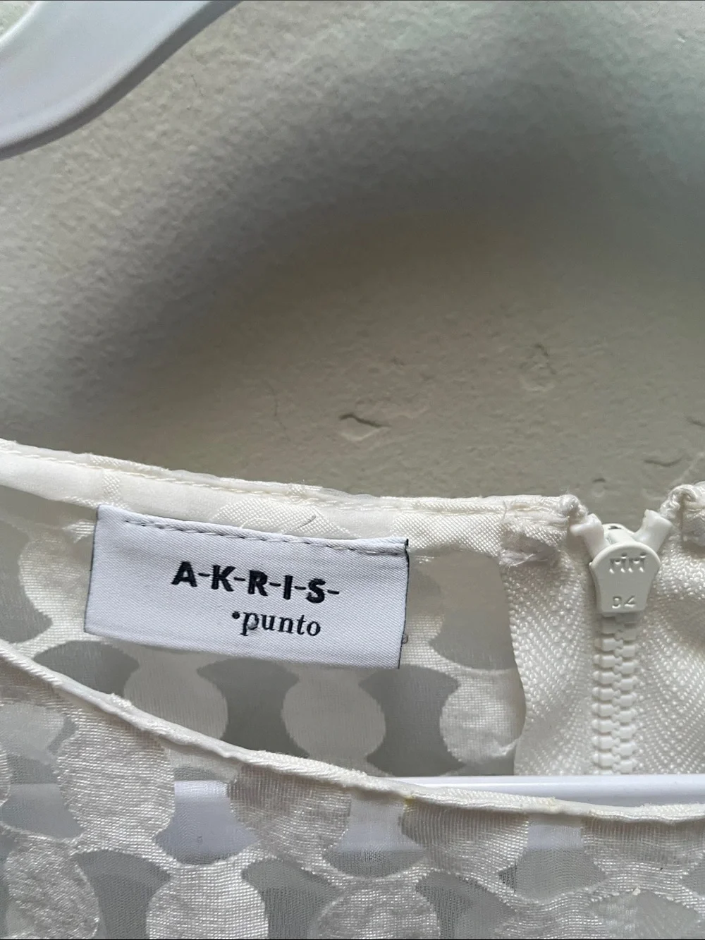 Akris Punto Top - Picture 3 of 9